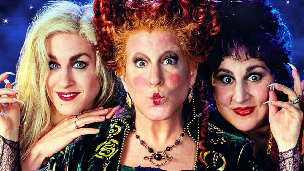 عودة الـ Sanderson Sisters: ديزني تعلن رسمياً Hocus Pocus 3 بالثلاثي الأصلي!