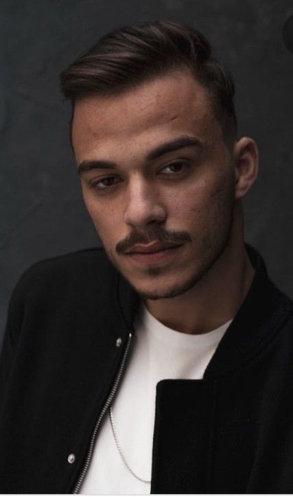 سيلاوي يكسر صمته: “مرضت وربنا يشفيني”