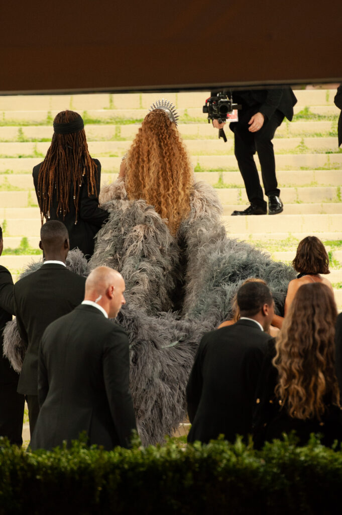 بيونسيه وأوليفييه روستانغ في Met Gala 2026
